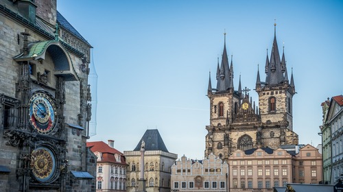 How to get to Prague from the Airport, 5 Options