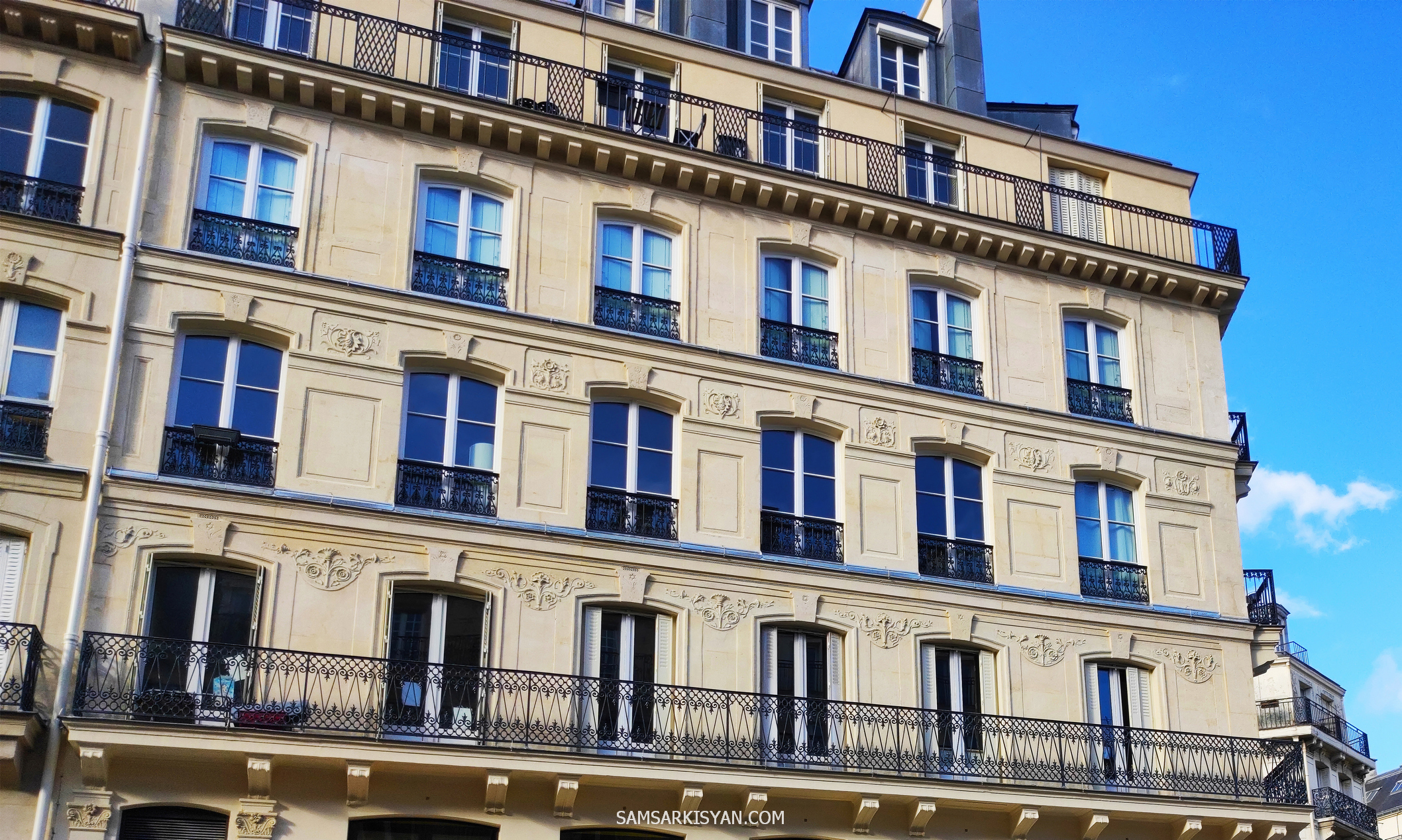 Parisian Architecture Evolution