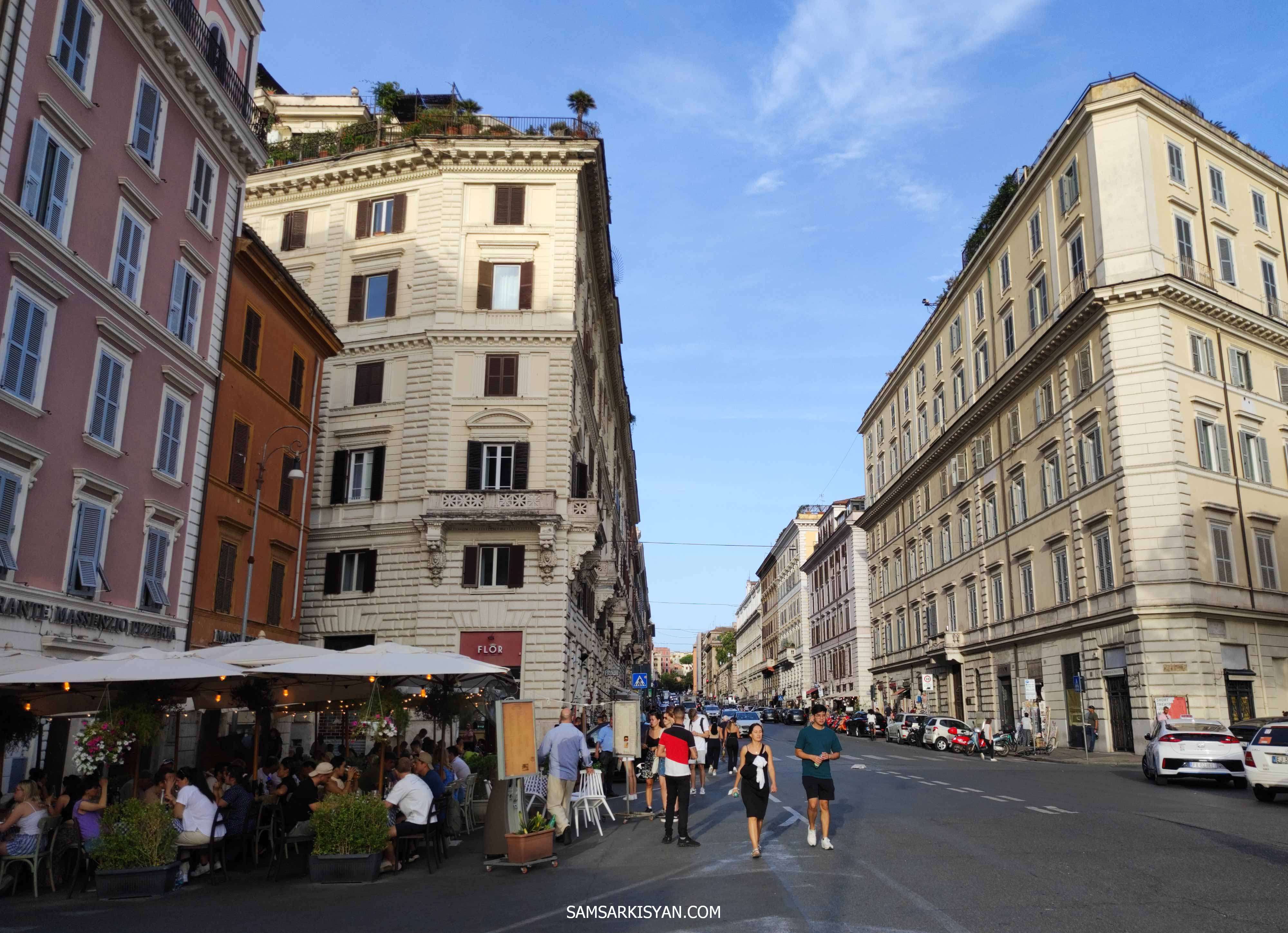 Via Cavour, Monti, Rome