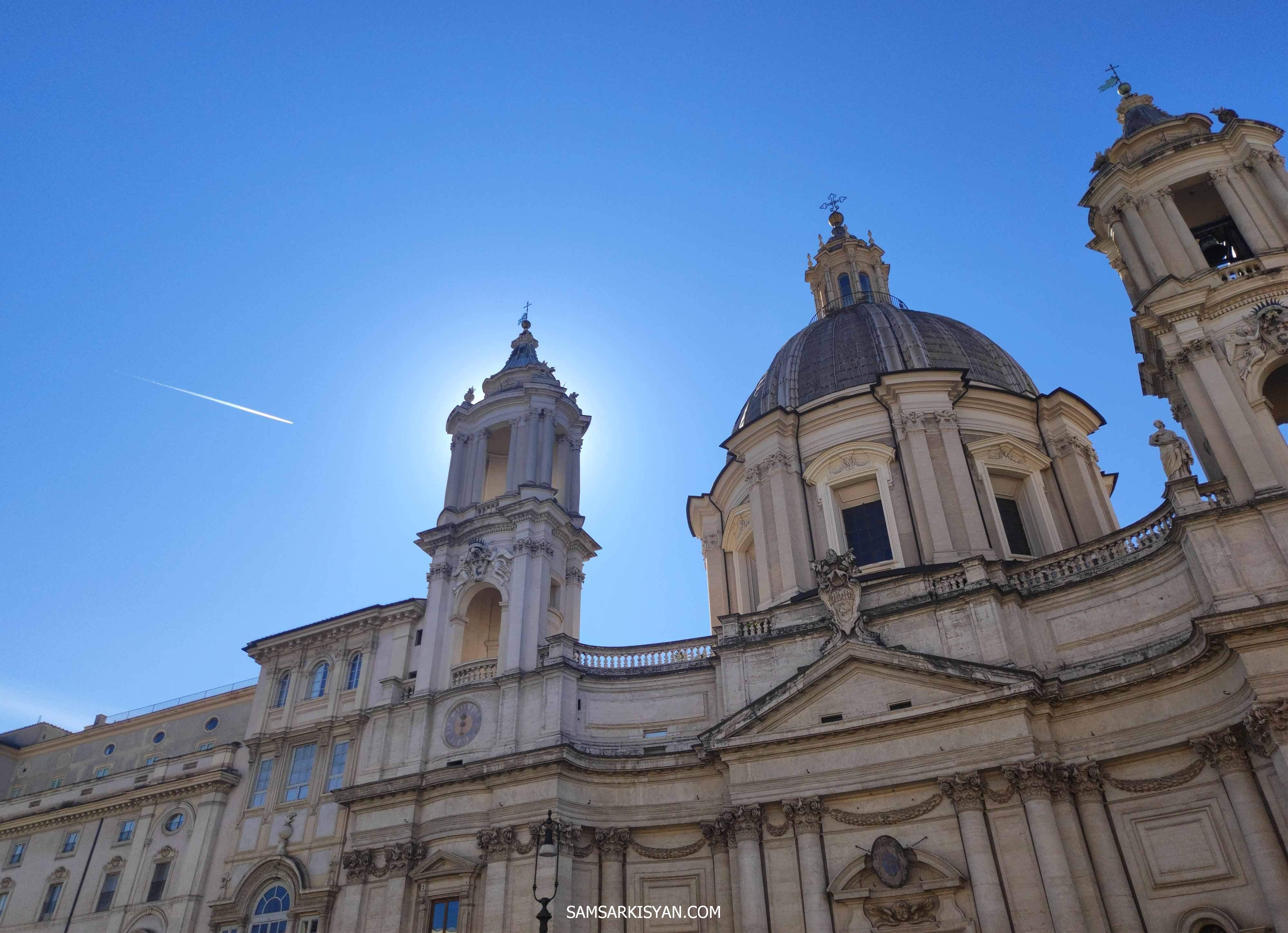 Sant'Agnese in Agone, Piazza Navona